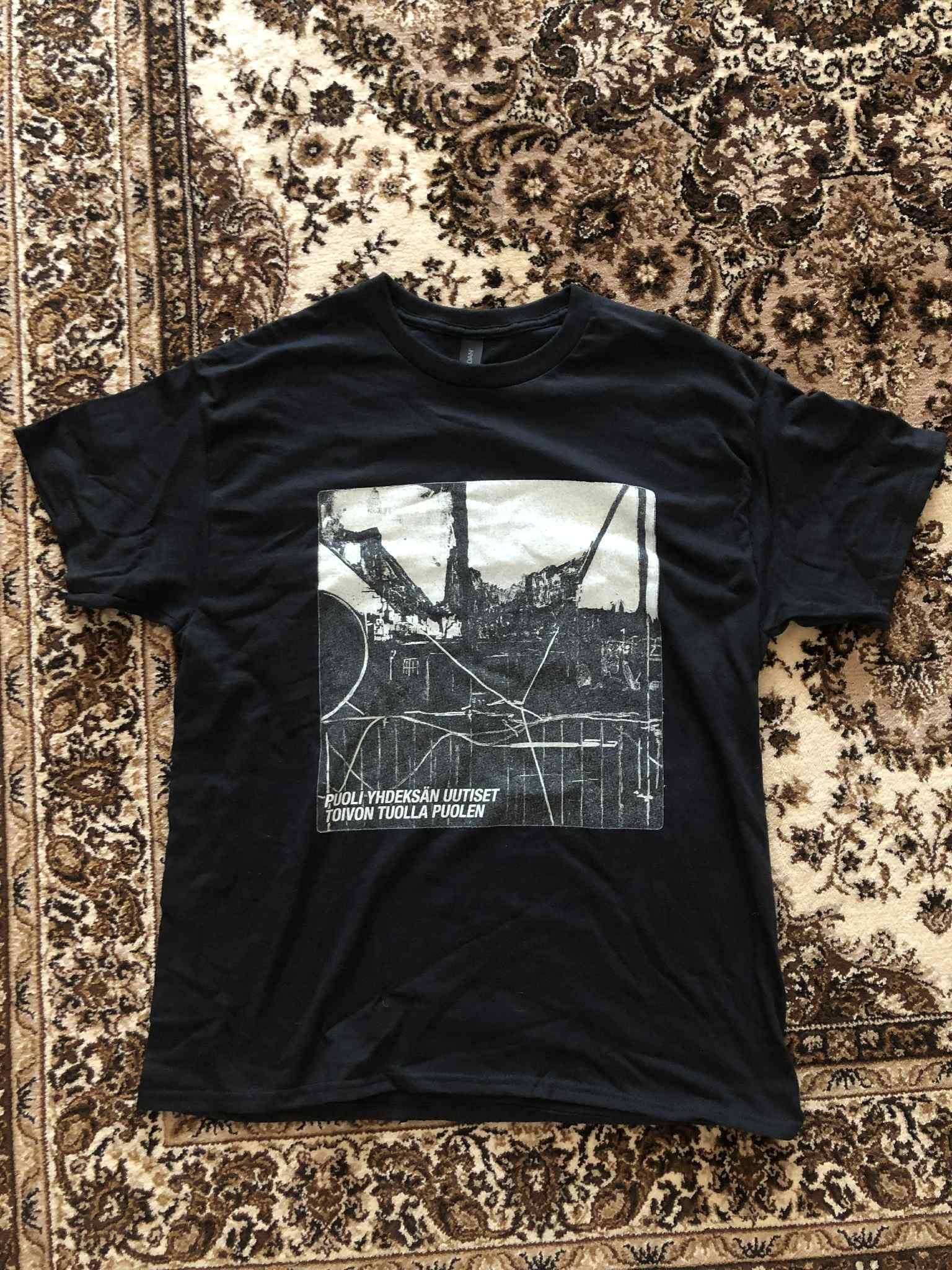 Puoli yhdeksän uutiset: Toivon tuolla puolen T-paita